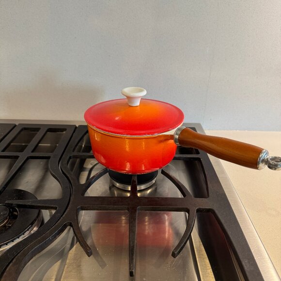 Vintage rare Mid Century MCM Flame Orange Red Shadow Enamel Cast Iron Li… - Picture 1 of 16